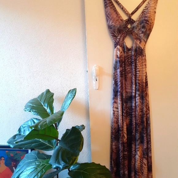 pure hype Dresses & Skirts - Size L pure hype cut out abstract print dress